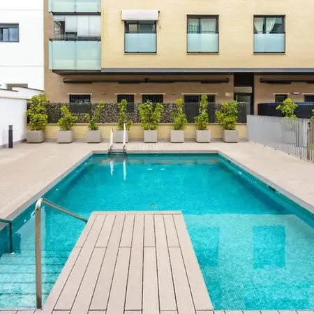 H2m Pacificio Seaview & Terrace & Common Pool 아파트 말라가