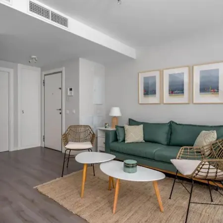 아파트 H2m Pacificio Seaview & Terrace & Common Pool